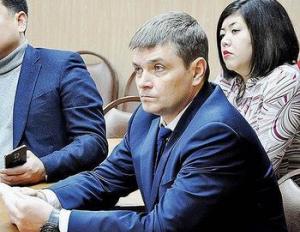 Viceguvernatorul Primorye Evgeny Vishnyakov reținut pentru fraudă