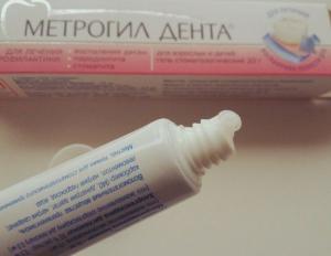 Metrogyl Denta: gel og salve for tannkjøtt